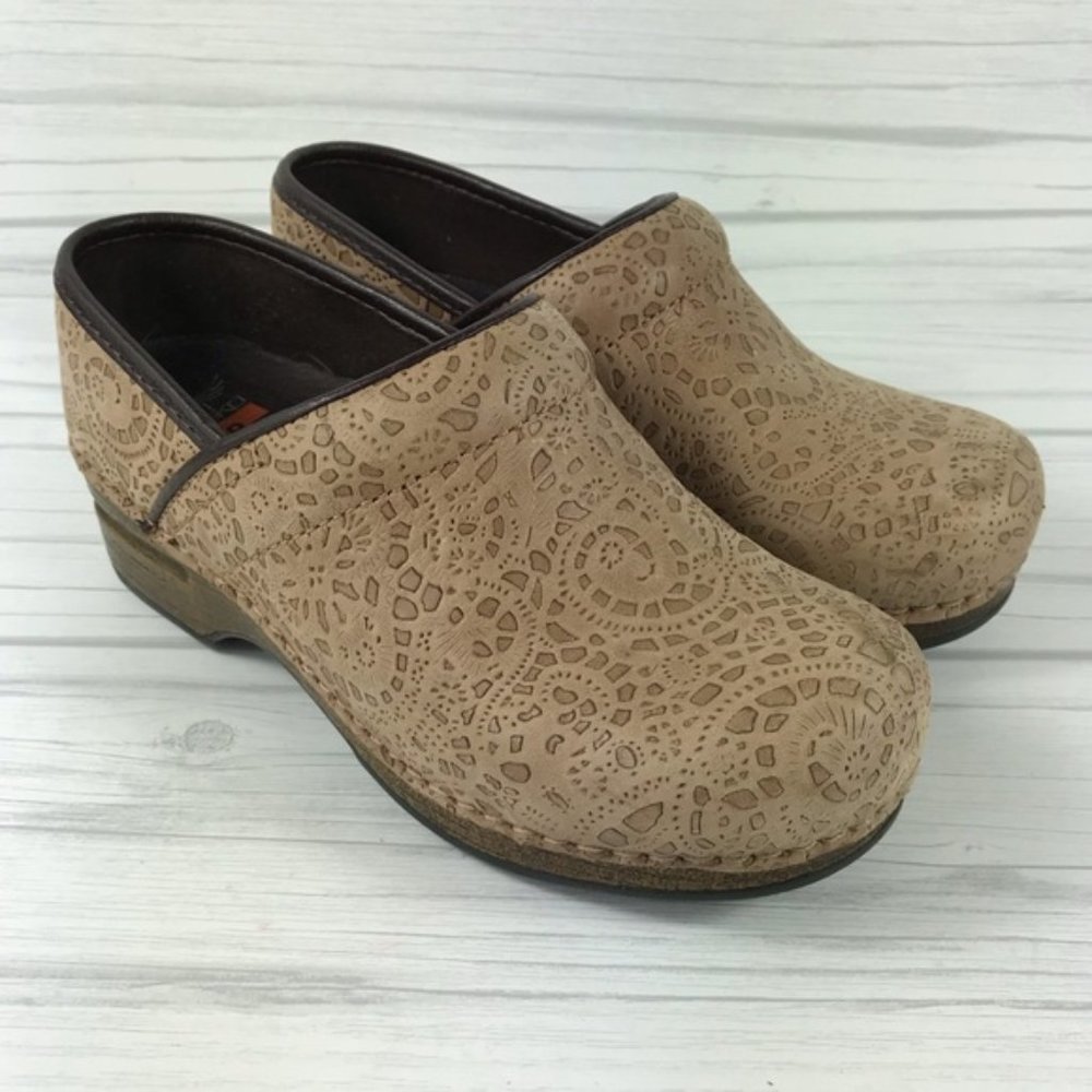 Dansko XP Tan Mosaic Print Clog Size 36